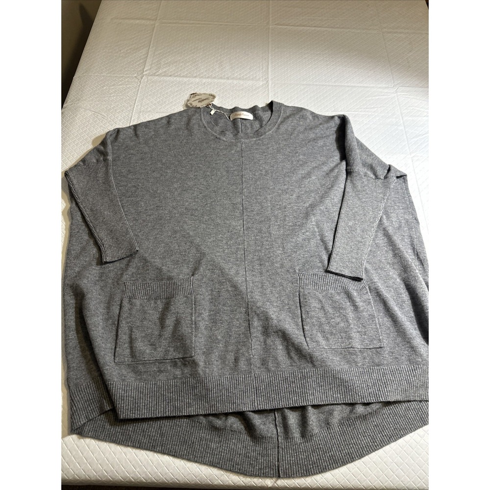 Women's Sweater Size Large Simply‎ Couture Gray Oversize  NWT